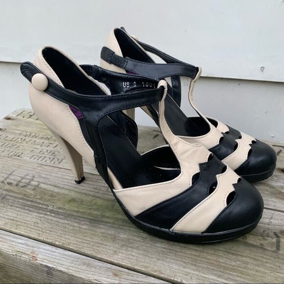 T.U.K. Women's A7822L T-Strap Pump Platform Heels black white size 8 - Picture 1 of 12